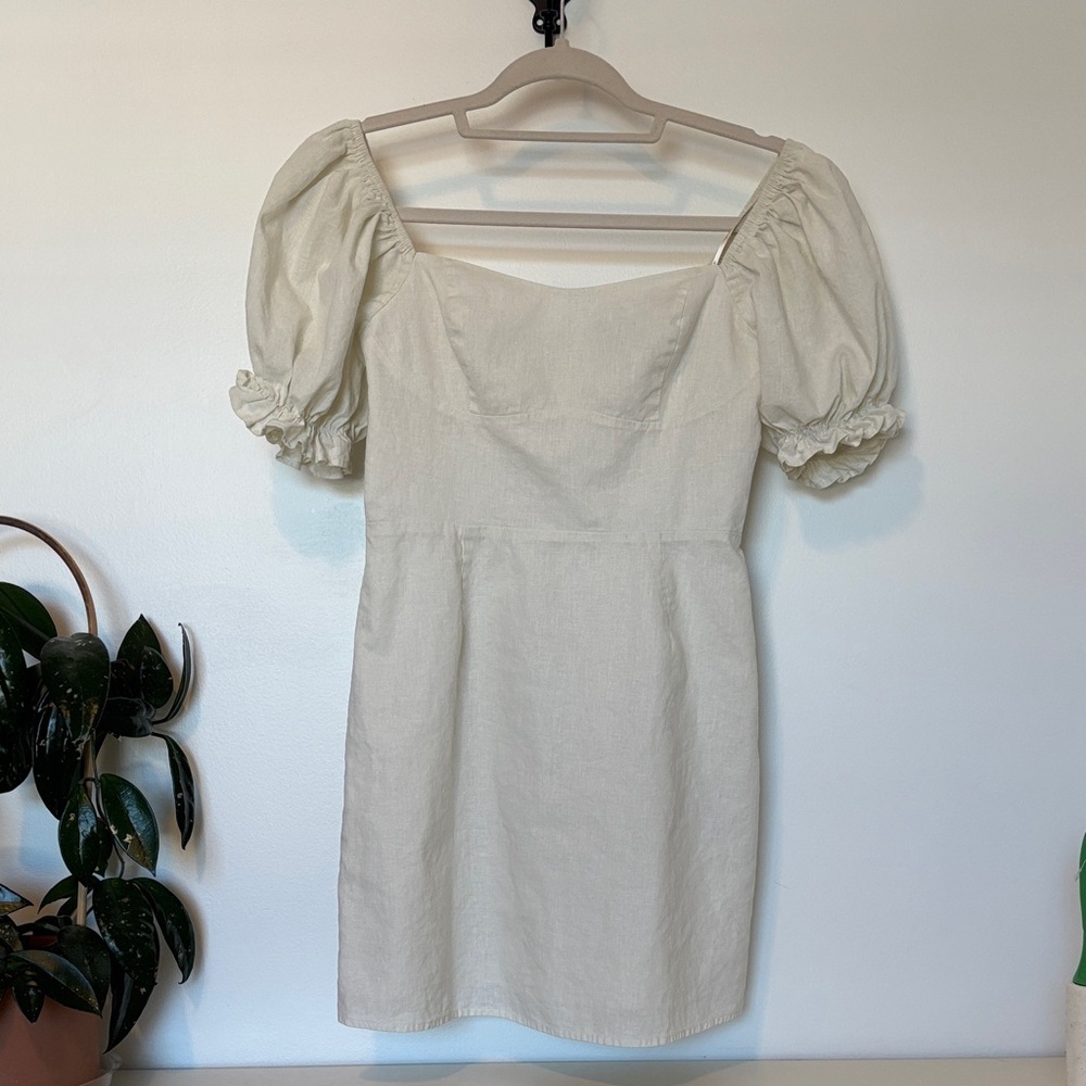 Forever 21 Cream Puff Sleeve Dress